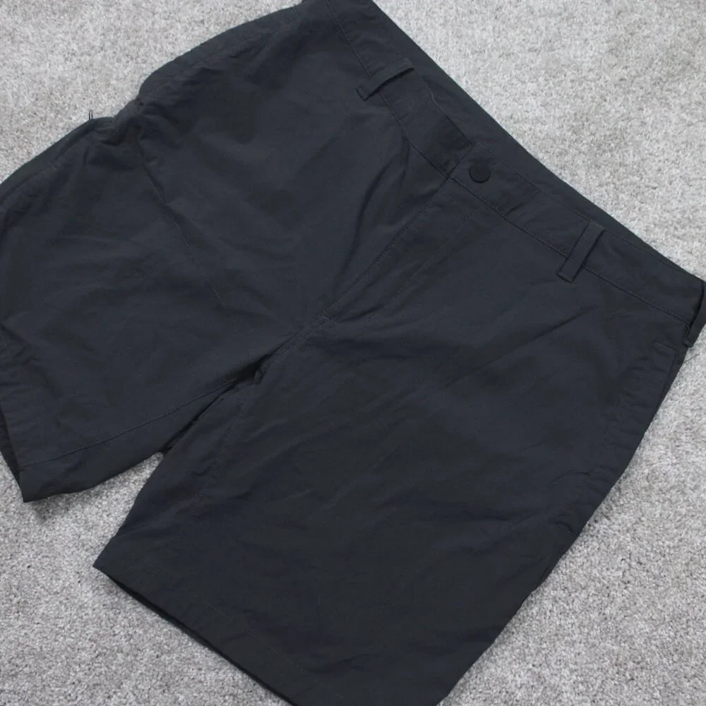 The North Face Flat Front 2 Shorts Men 36 Black Cargo Nylon Stretch w/ 9